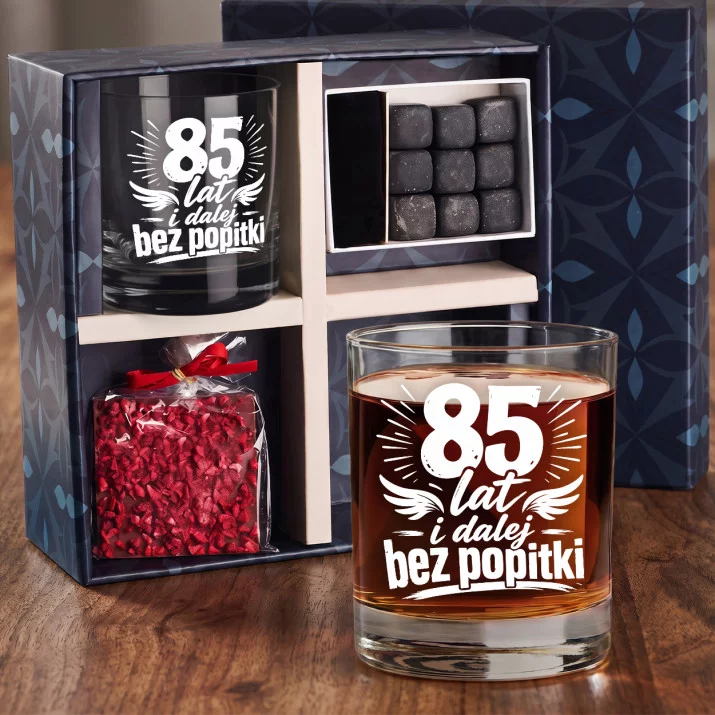 Zestaw Prezentowy Whisky Dla 85 Latka Na 85 Urodziny Dla Mężczyzny: 85 Lat I Dalej Bez Zestaw Prezentowy Whisky Dla 85 Latka Na 85 Urodziny Dla Mężczyzny: 85 Lat I Dalej Bez
