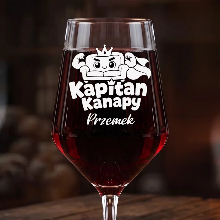 Mega Kieliszek Do Wina z Grawerem Dla Mężczyzny Prezent Dla Mężczyzny: Kapitan Kanapy