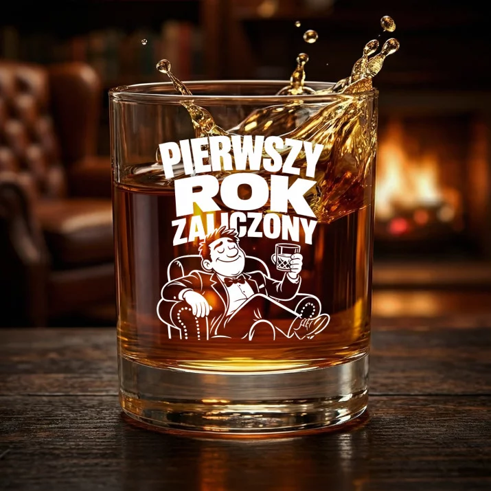 Szklanka Do Whisky Na Pierwszą Rocznicę Ślubu Prezent Na Walentynki Dla Mężczyzny: Pierwszy Rok Zaliczony Szklanka Do Whisky Na Pierwszą Rocznicę Ślubu Prezent Na Walentynki Dla Mężczyzny: Pierwszy Rok Zaliczony