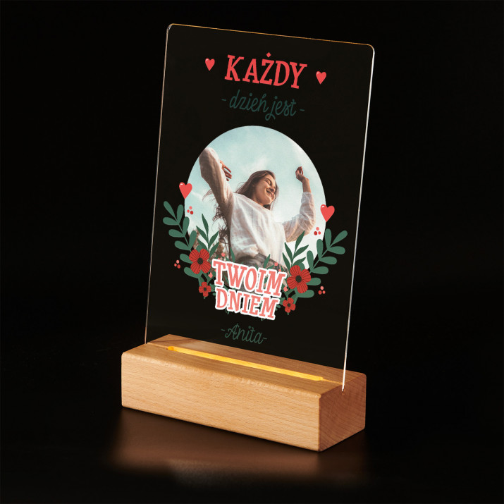 Każdy dzień - Wydruk na szkle akrylowym z podstawką led