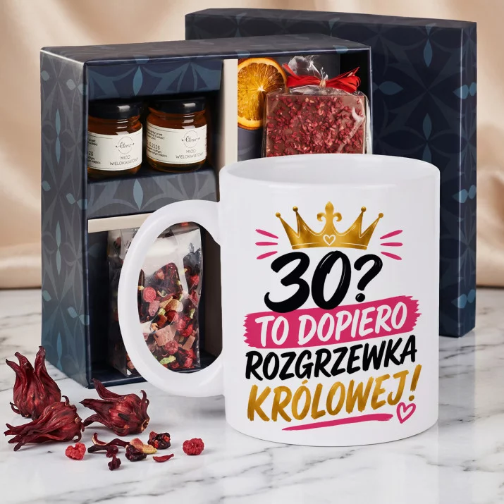 Zestaw Prezenowy Z Kubkiem Na 30 Na 30 Urodziny: Rozgrzewka Królowej Zestaw Prezenowy Z Kubkiem Na 30 Na 30 Urodziny: Rozgrzewka Królowej