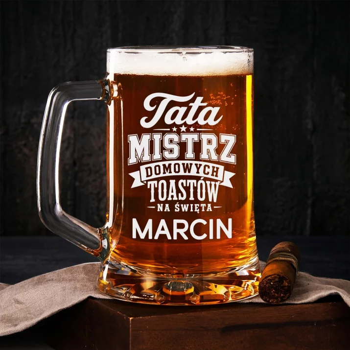Kufel Personalizowany z Grawerem Dla Ojca Na Święta Prezent: Sportowy Toast Taty Kufel Personalizowany z Grawerem Dla Ojca Na Święta Prezent: Sportowy Toast Taty