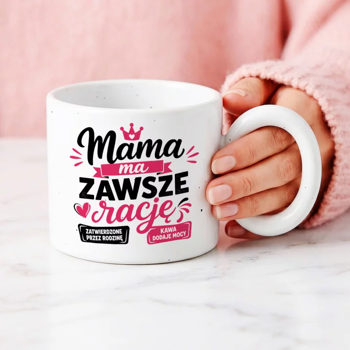 Kubek Z Okrągłym Uchem Dla Mamy Prezent Na Dzień Mamy Dla Kobiety: Królowa Domu Kubek Z Okrągłym Uchem Dla Mamy Prezent Na Dzień Mamy Dla Kobiety: Królowa Domu