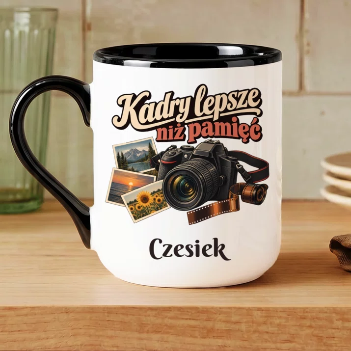 Kubek Personalizowany Dla Fotografa Prezent Dla Mężczyzny: Kadry Lepsze Niż Pamięć Kubek Personalizowany Dla Fotografa Prezent Dla Mężczyzny: Kadry Lepsze Niż Pamięć