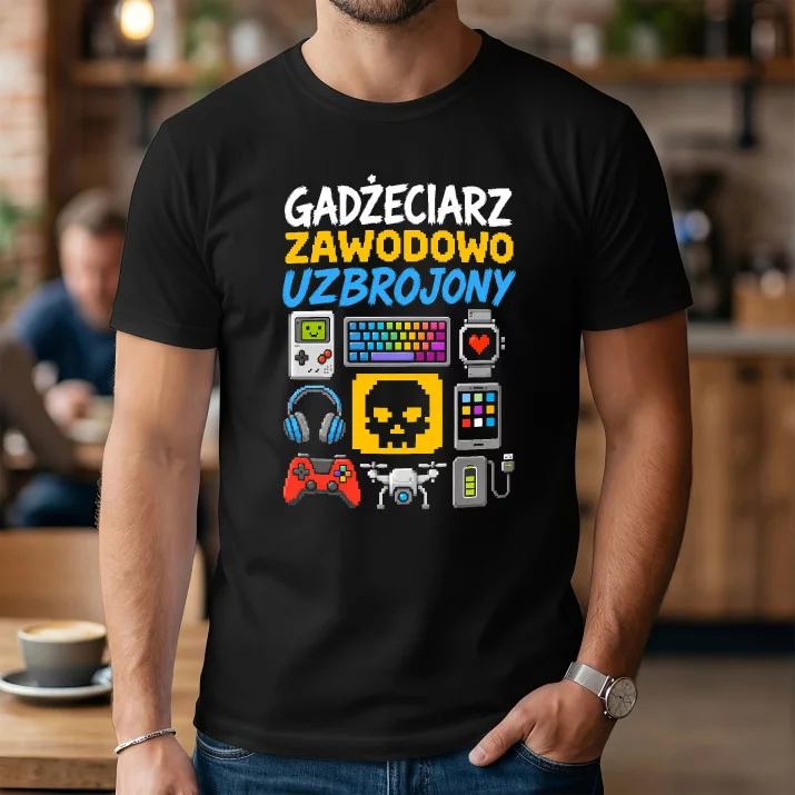 Koszulka Męska Dla Gadżeciarza Prezent Dla Mężczyzny: Uzbrojony
