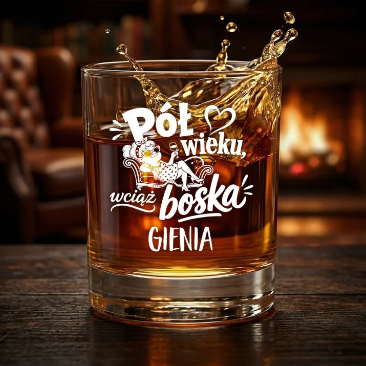 Szklanki Do Whisky z Grawerem Na 50 Lecie Ślubu Prezent Dla Kobiety: Pół Wieku, Wciąż Boska Szklanki Do Whisky z Grawerem Na 50 Lecie Ślubu Prezent Dla Kobiety: Pół Wieku, Wciąż Boska