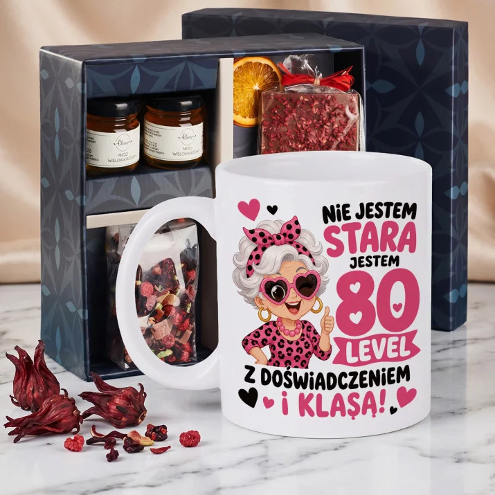 Zestaw Prezenowy Z Kubkiem Na 80 Urodziny: Babcia 80 Level Zestaw Prezenowy Z Kubkiem Na 80 Urodziny: Babcia 80 Level