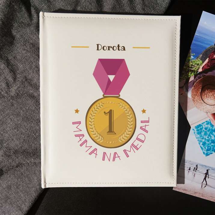Mama na medal - Personalizowany Album na zdjęcia