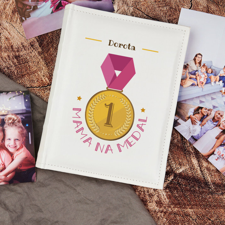 Mama na medal - Personalizowany Album na zdjęcia