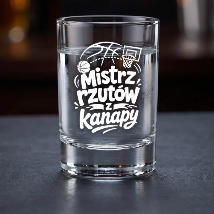 Kieliszki Do Wódki Dla Fana Koszykówki Prezent Dla Mężczyzny: Kibic Z Kanapy Kieliszki Do Wódki Dla Fana Koszykówki Prezent Dla Mężczyzny: Kibic Z Kanapy