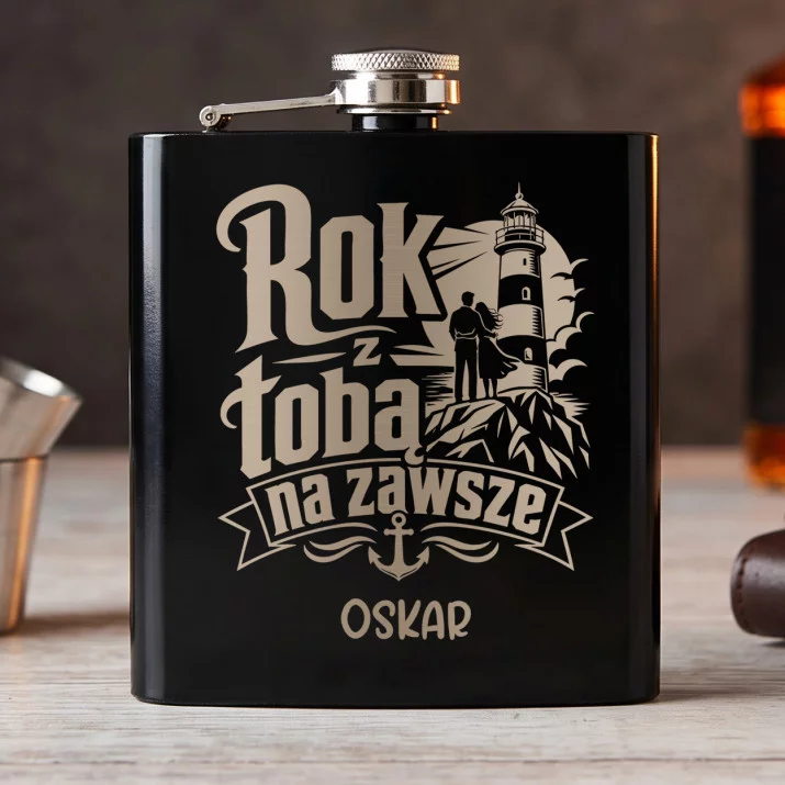 Piersiówka z Grawerem Na Pierwszą Rocznicę Ślubu Prezent Na Walentynki Dla Mężczyzny: Rok Z Tobą Na Zawsze
