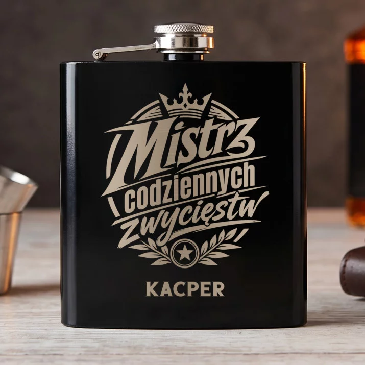 Piersiówka Z Grawerem Na Dzień Taty Prezent Dla Taty Mężczyzny: Męska Elegancja Piersiówka Z Grawerem Na Dzień Taty Prezent Dla Taty Mężczyzny: Męska Elegancja