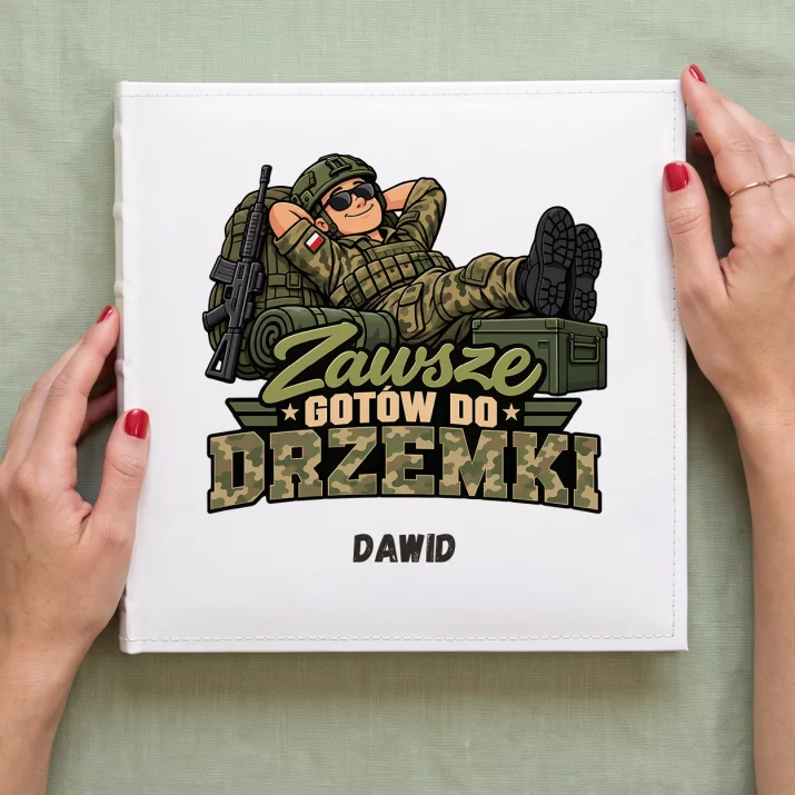 Album Na Zdjęcia Tradycyjny Dla Wojskowego Prezent Na Przysięgę Wojskową Dla Mężczyzny: Zawsze Gotów Do Drzemki
