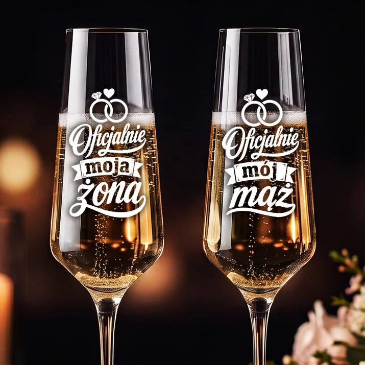 Dwa Kieliszki Do Szampana Na Wesele Prezent Dla Pary Młodej Pary: Oficjalnie Razem Dwa Kieliszki Do Szampana Na Wesele Prezent Dla Pary Młodej Pary: Oficjalnie Razem