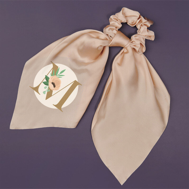 Monogram kwiaty - Jedwabna gumka do włosów