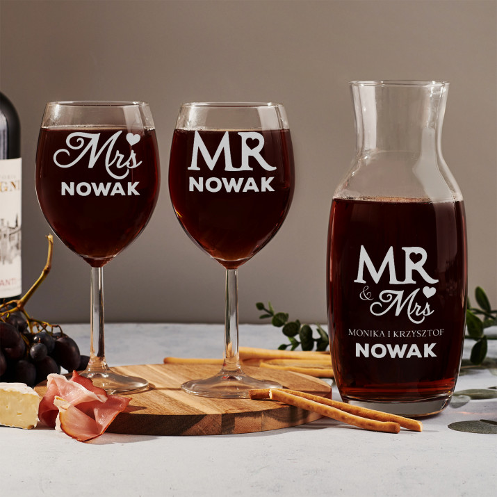Mr&Mrs - Zestaw grawerowana karafka i dwa kieliszki do wina