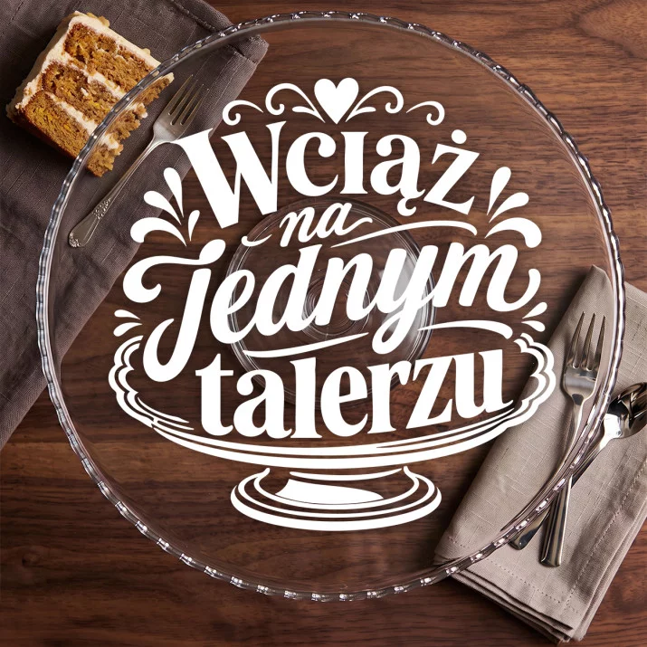 Patera Na Ciasto Na Rocznicę Ślubu Rodziców Prezent Dla Pary: Miłość Przy Stole Patera Na Ciasto Na Rocznicę Ślubu Rodziców Prezent Dla Pary: Miłość Przy Stole