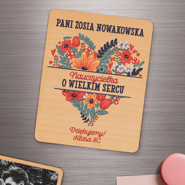 Nauczycielka o wielkim sercu - Magnes drewniany