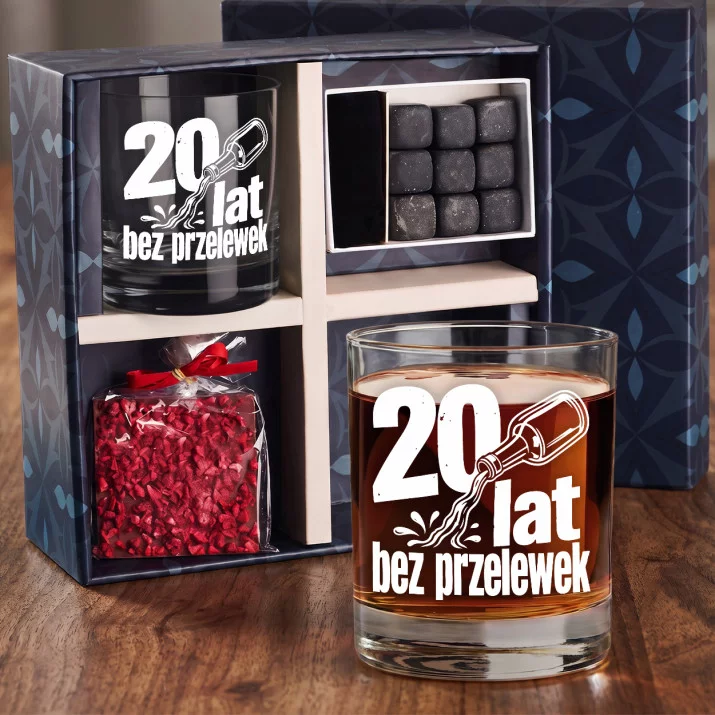 Zestaw Prezentowy Whisky Na 20 Urodziny Dla Mężczyzny: 20 Lat Bez Przelewek Zestaw Prezentowy Whisky Na 20 Urodziny Dla Mężczyzny: 20 Lat Bez Przelewek