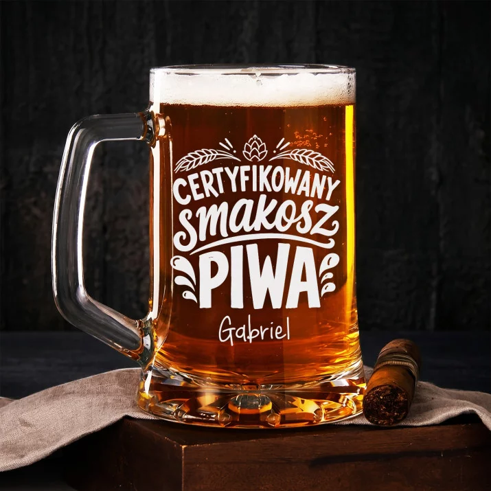 Kufel Personalizowany z Grawerem Na Gwiazdkę Prezent Dla Mężczyzny: Piwna Typografia