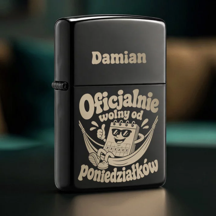 Zapalniczka z Grawerem Na Pożegnanie W Pracy Prezent Dla Mężczyzny: Oficjalnie Wolny Od