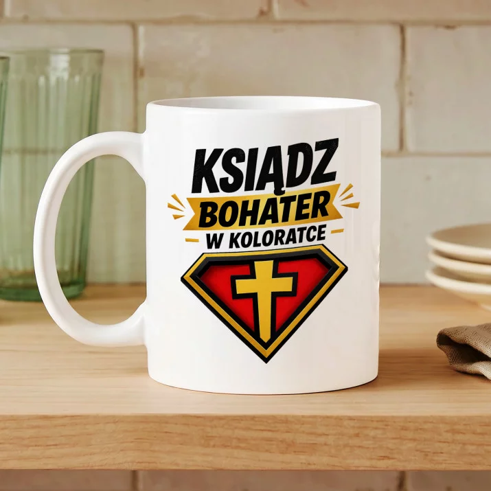 Kubek Z Nadrukiem Dla Księdza Prezent Dla Mężczyzny: Ksiądz Bohater W Koloratce Kubek Z Nadrukiem Dla Księdza Prezent Dla Mężczyzny: Ksiądz Bohater W Koloratce
