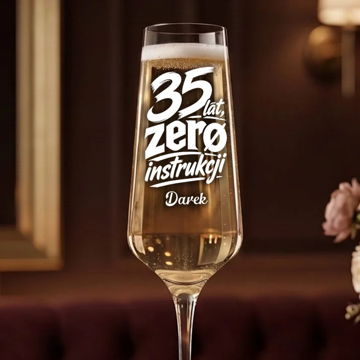 Kieliszek Do Szampana z Imieniem Na 35 Rocznice Ślubu Prezent Na Walentynki Dla Mężczyzny: 35 Lat, Zero Instrukcji Kieliszek Do Szampana z Imieniem Na 35 Rocznice Ślubu Prezent Na Walentynki Dla Mężczyzny: 35 Lat, Zero Instrukcji