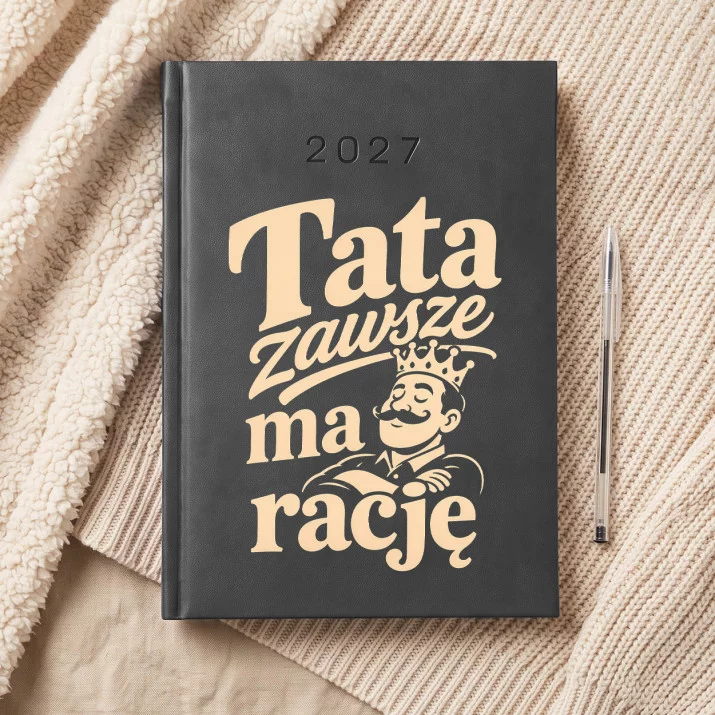 Kalendarz Książkowy A5 2027 Dla Taty Prezent Na Dzień Ojca Dla Mężczyzny: Retro Tata Z Humorem Kalendarz Książkowy A5 2027 Dla Taty Prezent Na Dzień Ojca Dla Mężczyzny: Retro Tata Z Humorem