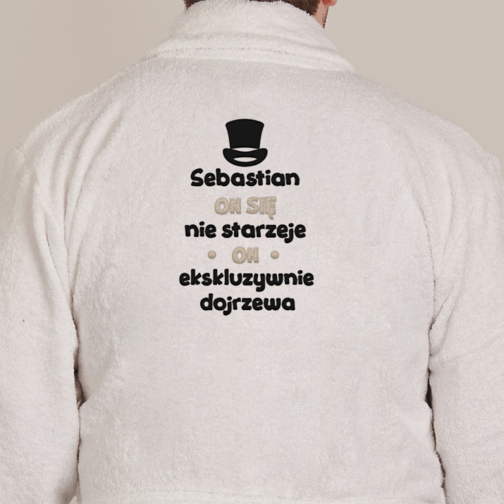 On się nie starzeje - Szlafrok biały męski
