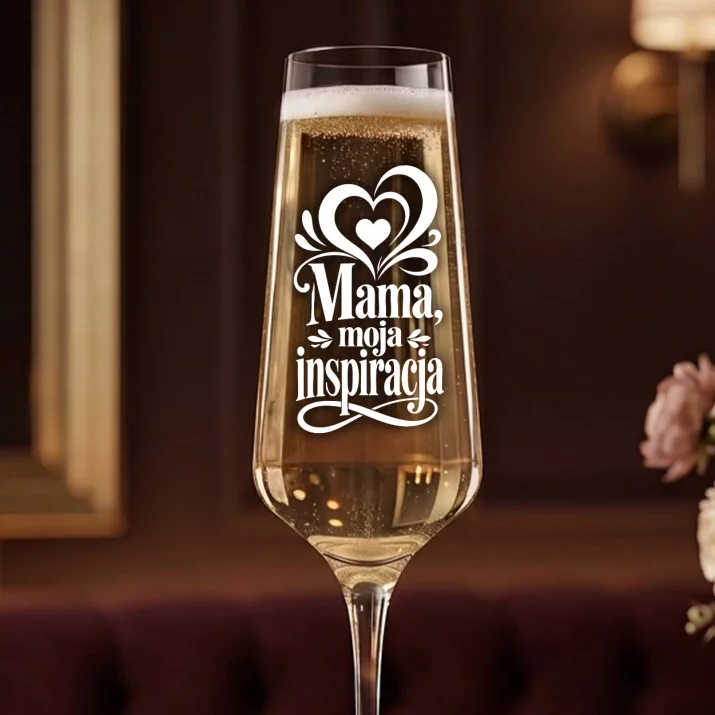Kieliszek Do Szampana Z Grawerem Dla Mamy Prezent Na Dzień Mamy Dla Kobiety: Retro Elegancja Kieliszek Do Szampana Z Grawerem Dla Mamy Prezent Na Dzień Mamy Dla Kobiety: Retro Elegancja