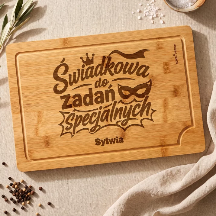 Deska Do Krojenia z Grawerem Dla Świadkowej Prezent Dla Kobiety: Świadkowa Do Zadań Deska Do Krojenia z Grawerem Dla Świadkowej Prezent Dla Kobiety: Świadkowa Do Zadań