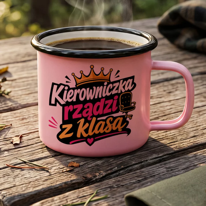 Kubek Emaliowany Dla Kierowniczki Prezent Dla Kobiety: Elegancka Szefowa Kubek Emaliowany Dla Kierowniczki Prezent Dla Kobiety: Elegancka Szefowa
