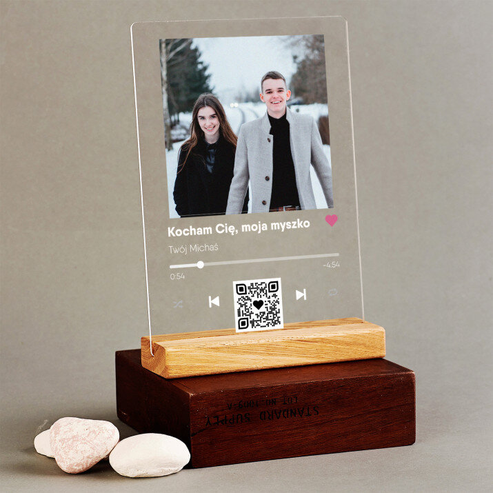 Piosenka spotify z kodem QR dla dziewczyny - Wydruk na szkle akrylowym z podstawką