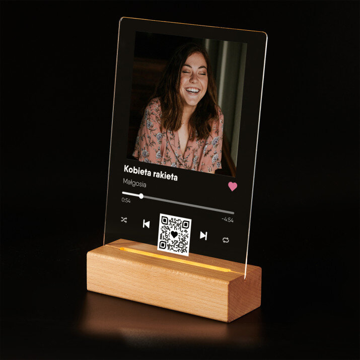 Piosenka spotify z kodem QR dla niej - Wydruk na szkle akrylowym z podstawką led