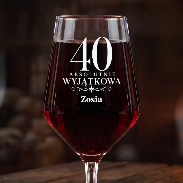 Mega Kieliszek Do Wina z Grawerem Na 40 Urodziny Prezent Dla 40 Latki Kobiety: Absolutnie Wyjątkowa 40 Mega Kieliszek Do Wina z Grawerem Na 40 Urodziny Prezent Dla 40 Latki Kobiety: Absolutnie Wyjątkowa 40