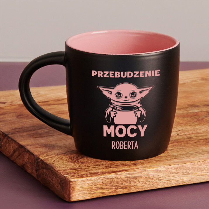 Przebudzenie mocy - Czarny kubek ceramiczny Przebudzenie mocy - Czarny kubek ceramiczny