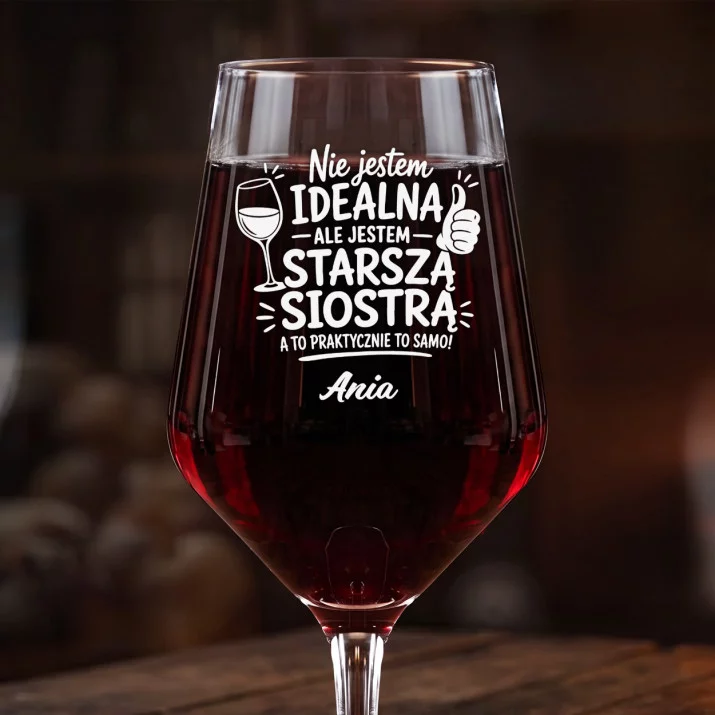 Mega Kieliszek Do Wina z Grawerem Dla Starszej Siostry Prezent Dla Kobiety: Starsza Siostra Idealna