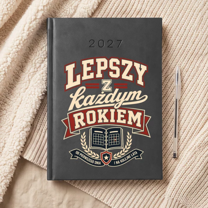 Kalendarz Książkowy A5 2027 Na Rocznicę Związku Prezent Na Walentynki Dla Mężczyzny: Varsity Miłosny Humor Kalendarz Książkowy A5 2027 Na Rocznicę Związku Prezent Na Walentynki Dla Mężczyzny: Varsity Miłosny Humor
