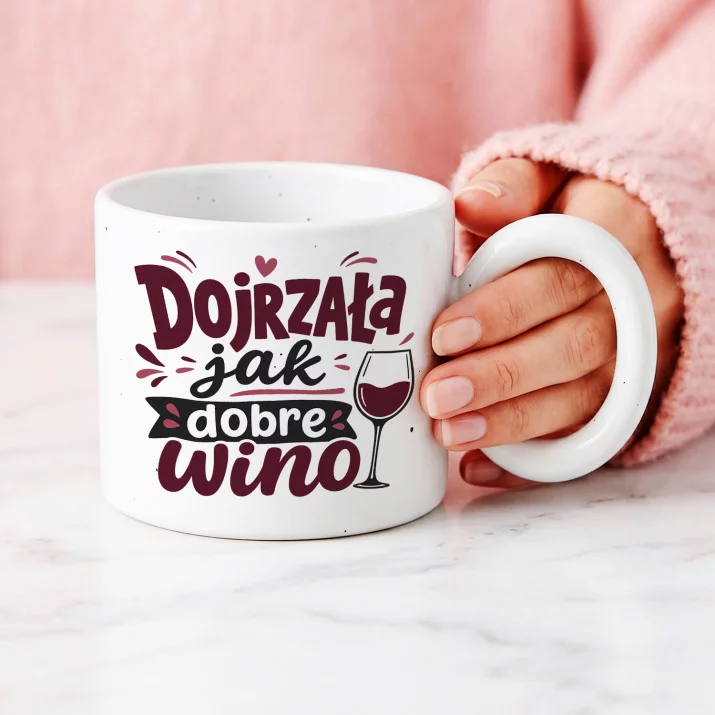 Kubek Z Okrągłym Uchem Na 26 Urodziny Prezent Dla 25 Latki Kobiety: Lekka Dorosłość