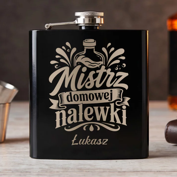 Piersiówka Z Grawerem Na Dzień Dziadka Prezent Dla Dziadka Mężczyzny: Szykowna Nalewka Piersiówka Z Grawerem Na Dzień Dziadka Prezent Dla Dziadka Mężczyzny: Szykowna Nalewka