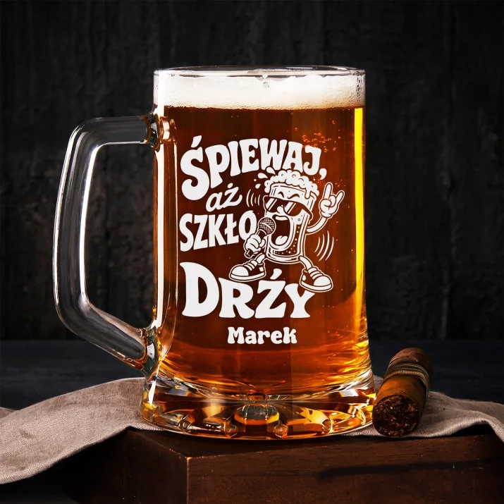 Kufel Personalizowany z Grawerem Dla Wokalisty Prezent Dla Mężczyzny: Retro Mikrofon I Kufel Kufel Personalizowany z Grawerem Dla Wokalisty Prezent Dla Mężczyzny: Retro Mikrofon I Kufel