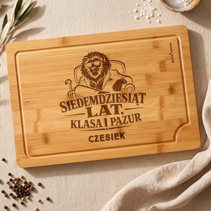 Deska Do Krojenia z Grawerem Dla 70 Latka Prezent Na 70 Urodziny Dla Mężczyzny: Siedemdziesiąt Lat, Klasa Deska Do Krojenia z Grawerem Dla 70 Latka Prezent Na 70 Urodziny Dla Mężczyzny: Siedemdziesiąt Lat, Klasa