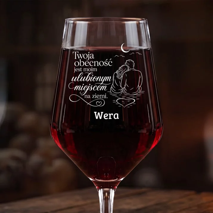 Mega Kieliszek Do Wina z Grawerem Na Mikołajki Prezent Dla Kobiety: Romantyczny Grawer Mega Kieliszek Do Wina z Grawerem Na Mikołajki Prezent Dla Kobiety: Romantyczny Grawer