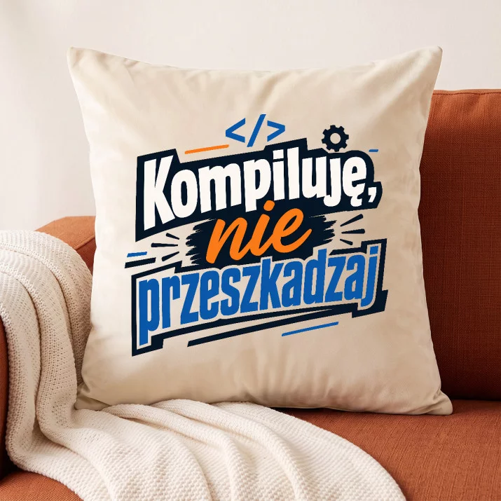 Poduszka Dekoracyjna Dla Informatyka Prezent Dla Mężczyzny: Cisza Przy Kompilacji Poduszka Dekoracyjna Dla Informatyka Prezent Dla Mężczyzny: Cisza Przy Kompilacji