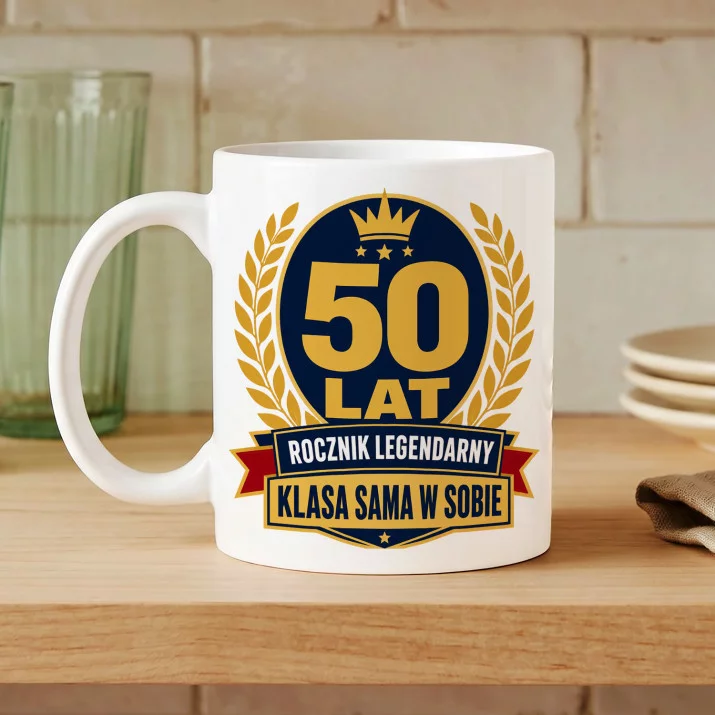 Kubek Z Nadrukiem Dla 50 Latka Prezent Na 50 Urodziny Dla Mężczyzny: Klasa Sama W Sobie Kubek Z Nadrukiem Dla 50 Latka Prezent Na 50 Urodziny Dla Mężczyzny: Klasa Sama W Sobie