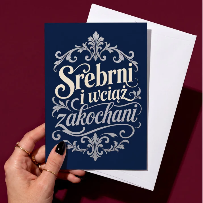 Kartka z Życzeniami Na 25 Rocznicę Ślubu Dla Pary: Barokowa Srebrna Kartka z Życzeniami Na 25 Rocznicę Ślubu Dla Pary: Barokowa Srebrna