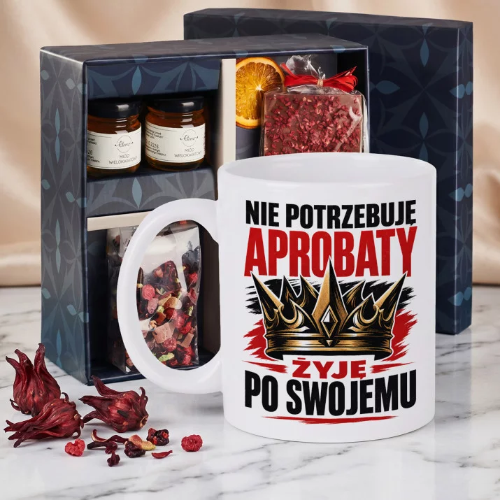 Zestaw Prezenowy Z Kubkiem Na Mikołajki: Żyj Po Swojemu Zestaw Prezenowy Z Kubkiem Na Mikołajki: Żyj Po Swojemu