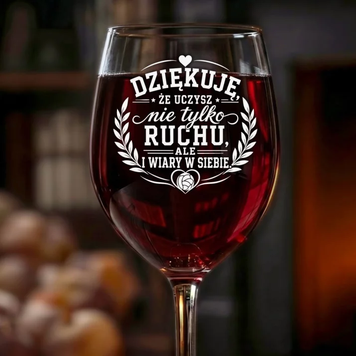 Kieliszek Do Wina Dla Nauczycielki Wf Prezent Na Dzień Nauczyciela Dla Kobiety: Dziękuję Za Ruch Kieliszek Do Wina Dla Nauczycielki Wf Prezent Na Dzień Nauczyciela Dla Kobiety: Dziękuję Za Ruch