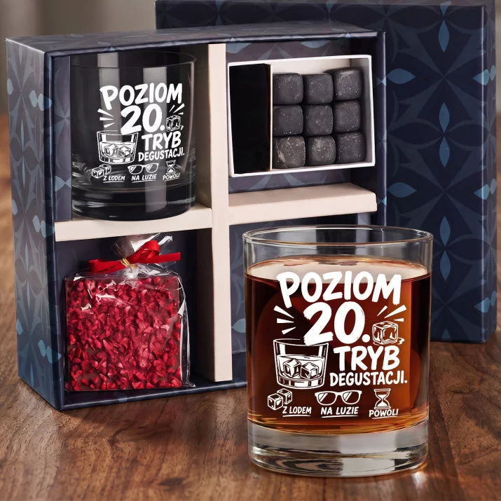 Zestaw Prezentowy Whisky Dla 20 Latka Na 20 Urodziny Dla Mężczyzny: Poziom 20. Tryb Zestaw Prezentowy Whisky Dla 20 Latka Na 20 Urodziny Dla Mężczyzny: Poziom 20. Tryb