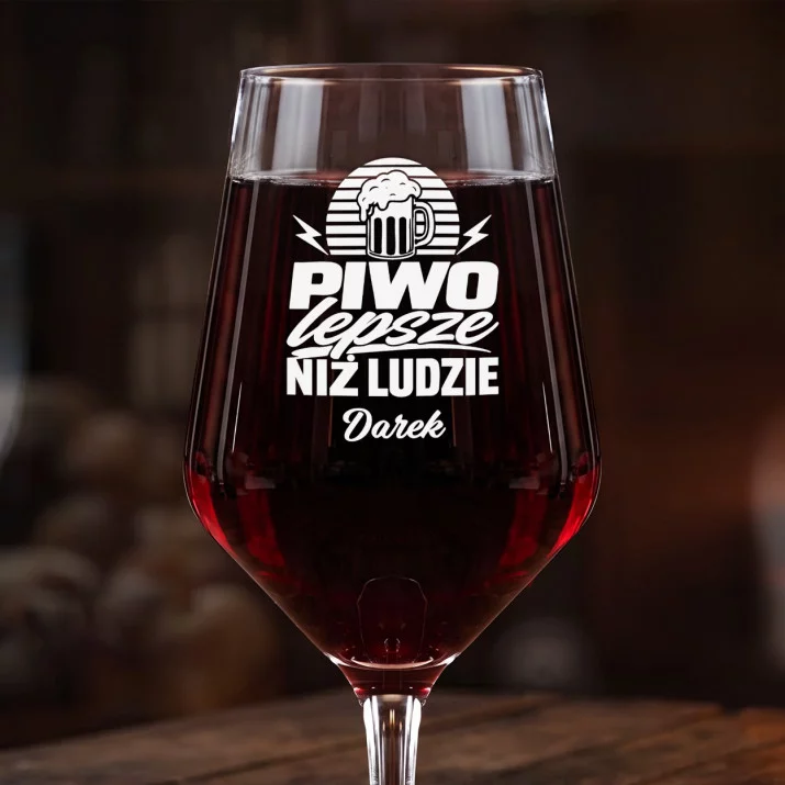 Mega Kieliszek Do Wina z Grawerem Dla Piwosza Prezent Dla Mężczyzny: Piwo Lepsze Niż Ludzie Mega Kieliszek Do Wina z Grawerem Dla Piwosza Prezent Dla Mężczyzny: Piwo Lepsze Niż Ludzie